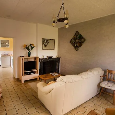 Apartment La Butte De L'esperance Renaze