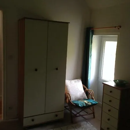 La Butte De L'esperance Apartment *